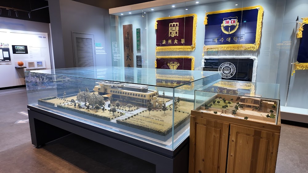 dai-hoc-quoc-gia-jeju