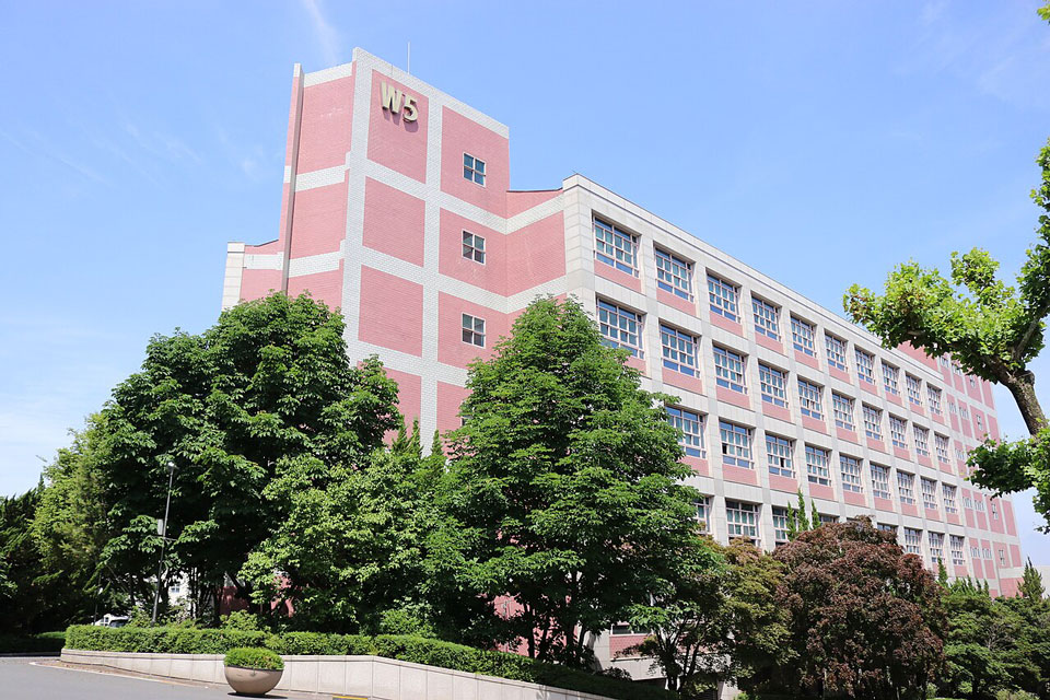 dai-hoc-woosong